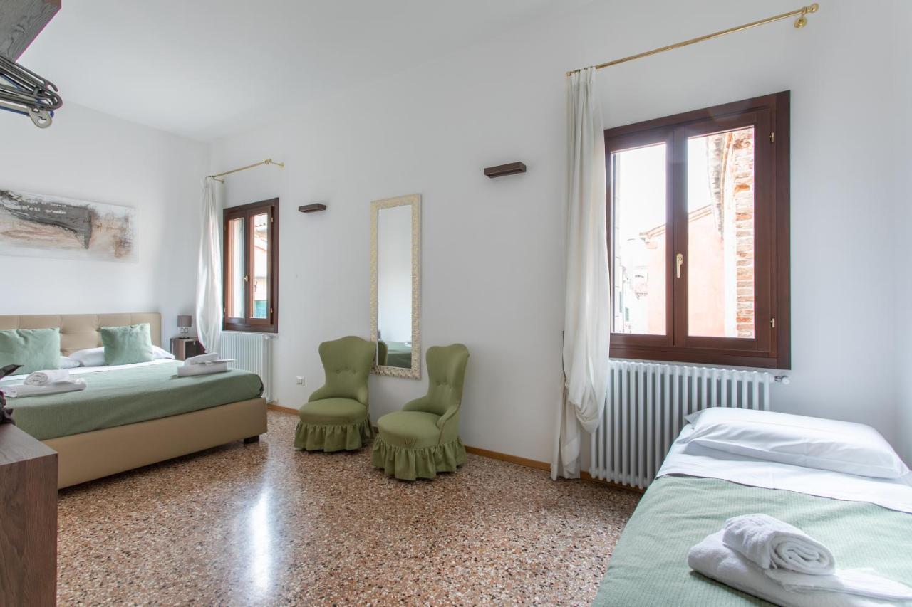 Residenza Pomponi Deluxe Apartment Venice Exterior photo