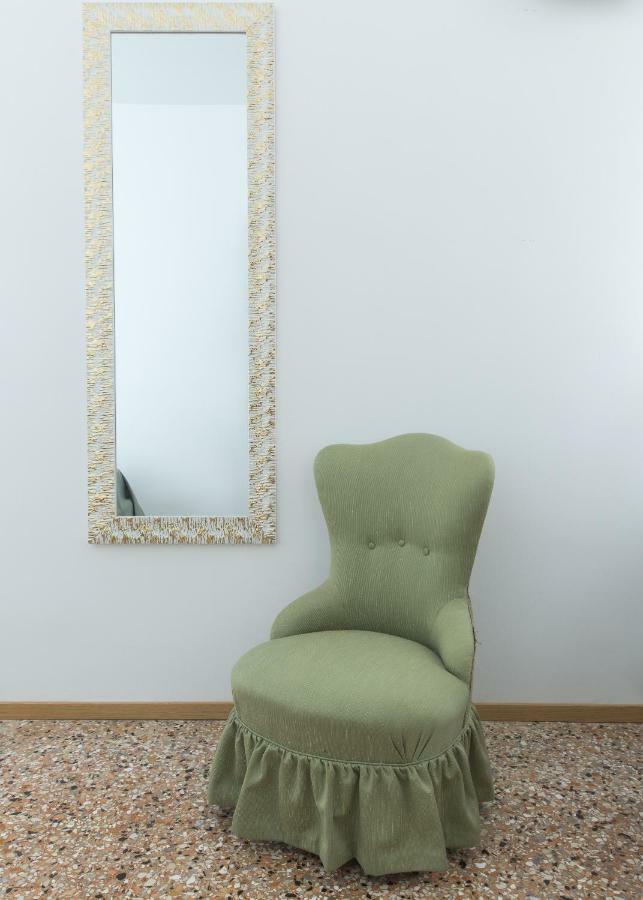 Residenza Pomponi Deluxe Apartment Venice Exterior photo